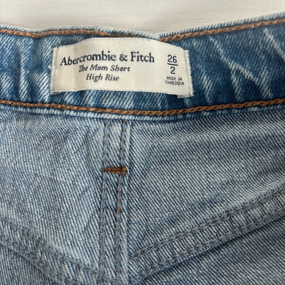 Abercrombie & Fitch mom short high rise - Picture 2 of 3